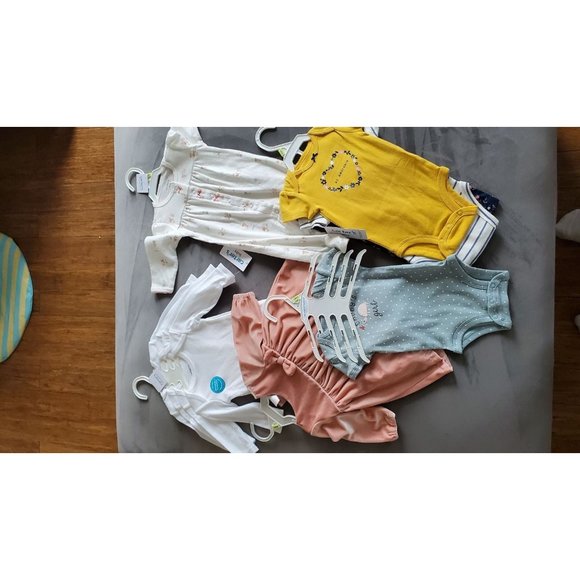 Lot of Baby Girl - NEW - 3 Months - Carters 2L